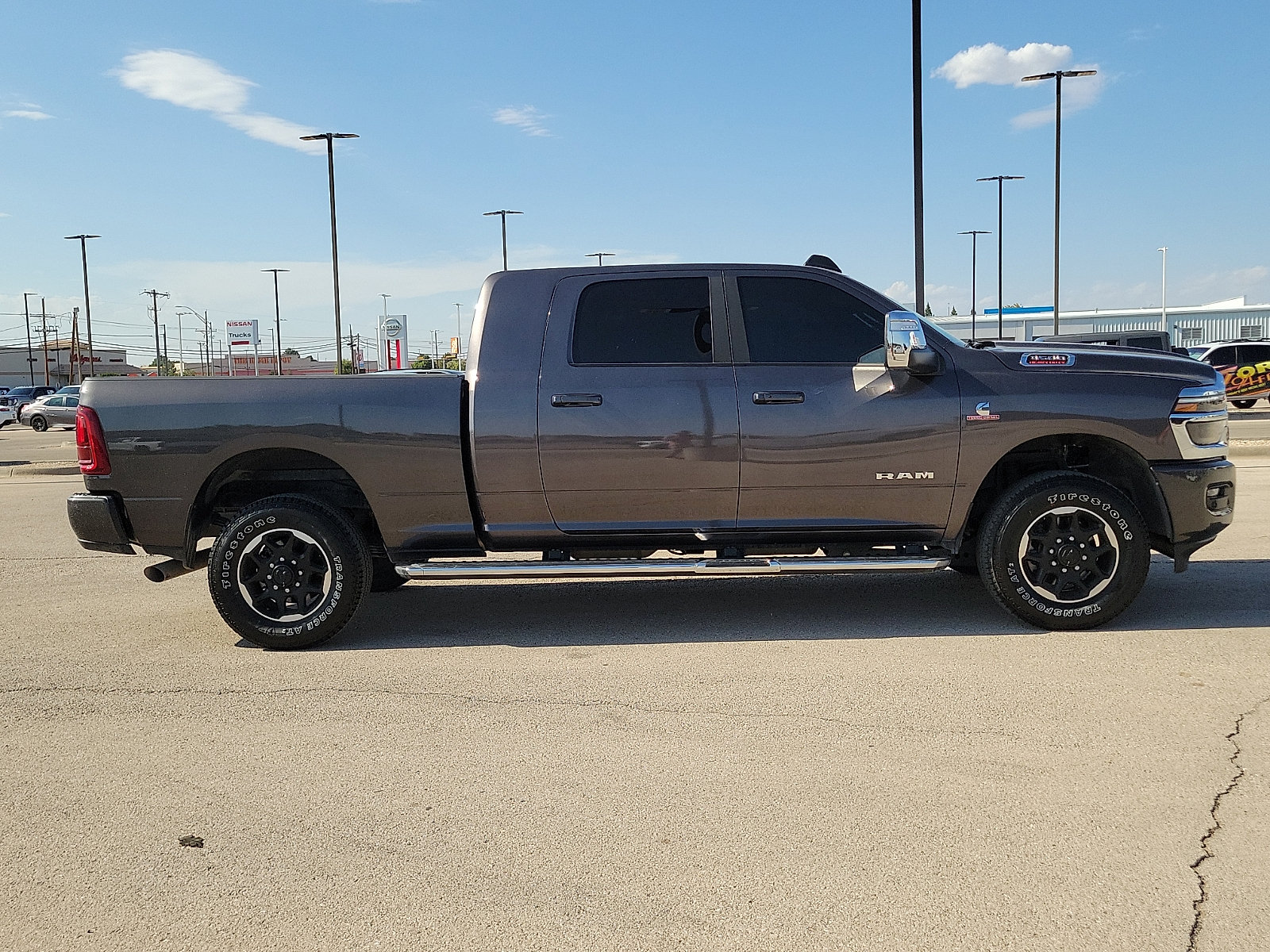 Used 2025 RAM 3500 Laramie AWD/4WD image 5