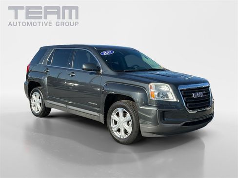 Used 2017 GMC Terrain SLE image 1