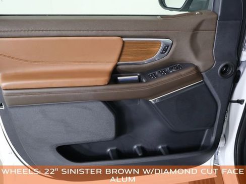 Used 2025 Ford Expedition Max King Ranch AWD/4WD image 24