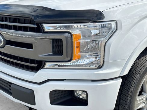 Used 2018 Ford F150 XLT w/ Equipment Group 302A Luxury image 9