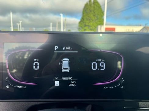 Used 2024 Kia Sportage X-Line w/ X-Line Premium Package AWD/4WD image 12