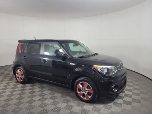 Used 2019 Kia Soul FWD image 11
