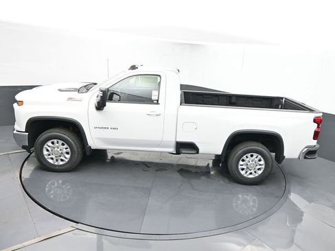 New 2025 Chevrolet Silverado 2500 LT image 38