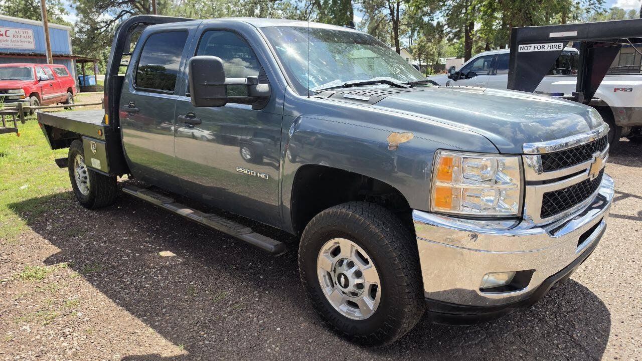 Used 2012 Chevrolet Silverado 2500 LT w/ Interior Plus Package AWD/4WD image 3