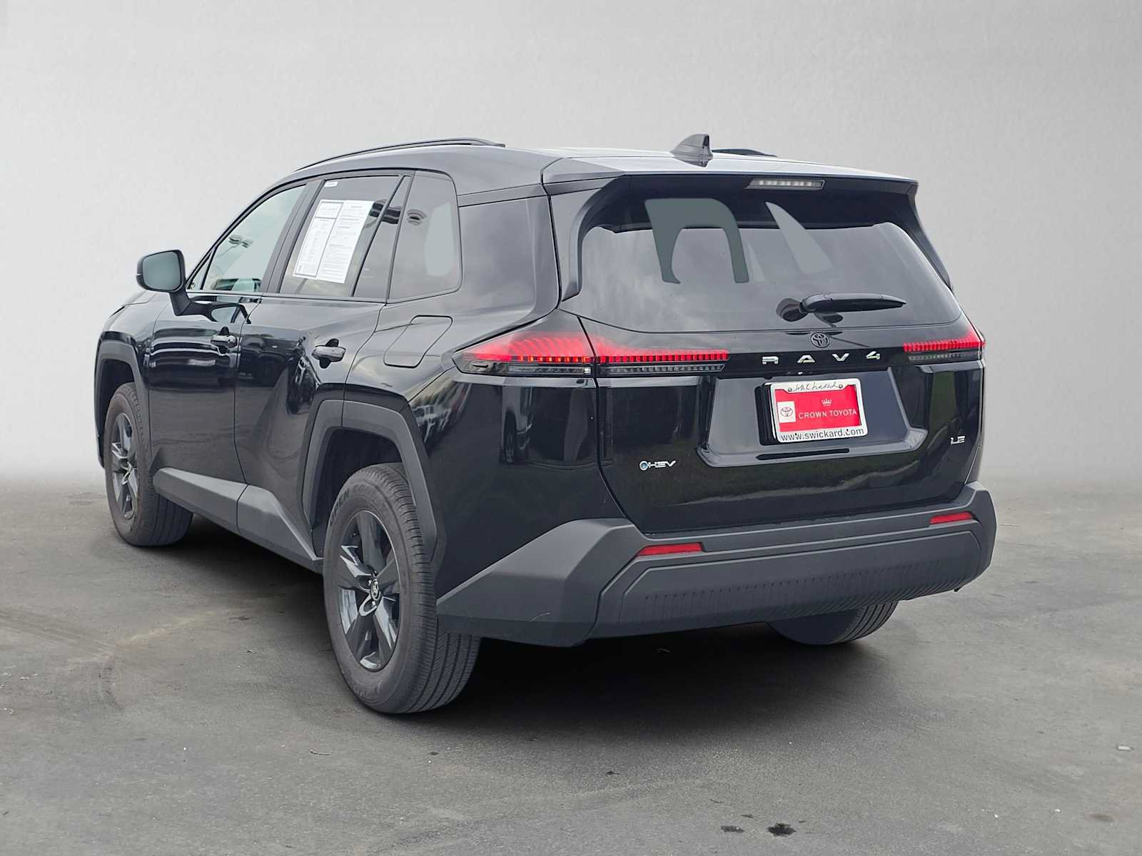 Used 2026 Toyota RAV4 LE FWD image 5