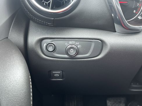 Used 2024 Chevrolet Blazer LT w/ Midnight/Sport Edition image 18