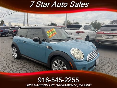 Used 2007 MINI Cooper Hardtop image 1