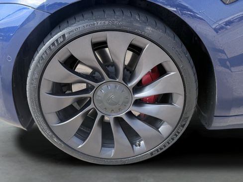 Used 2021 Tesla Model 3 Performance AWD/4WD image 17