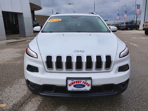 Used 2014 Jeep Cherokee Latitude w/ Comfort/Convenience Group image 8