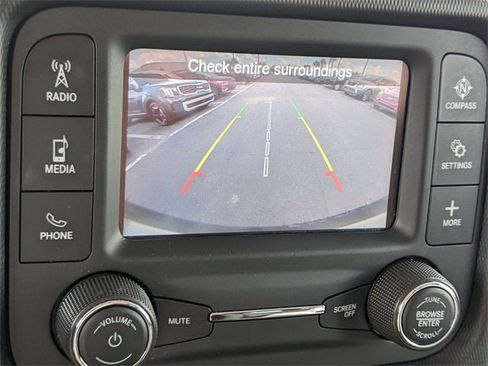 Used 2018 Jeep Wrangler Unlimited Sport S image 21