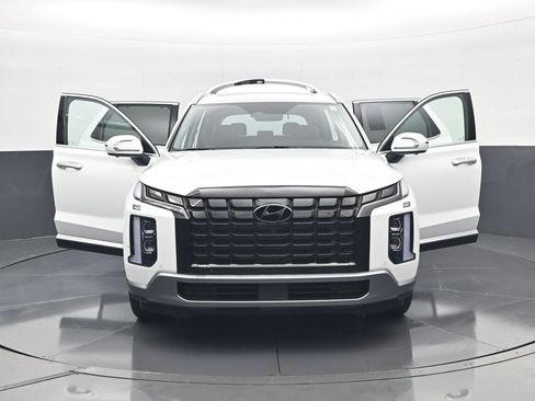 Certified 2024 Hyundai Palisade SEL FWD image 33