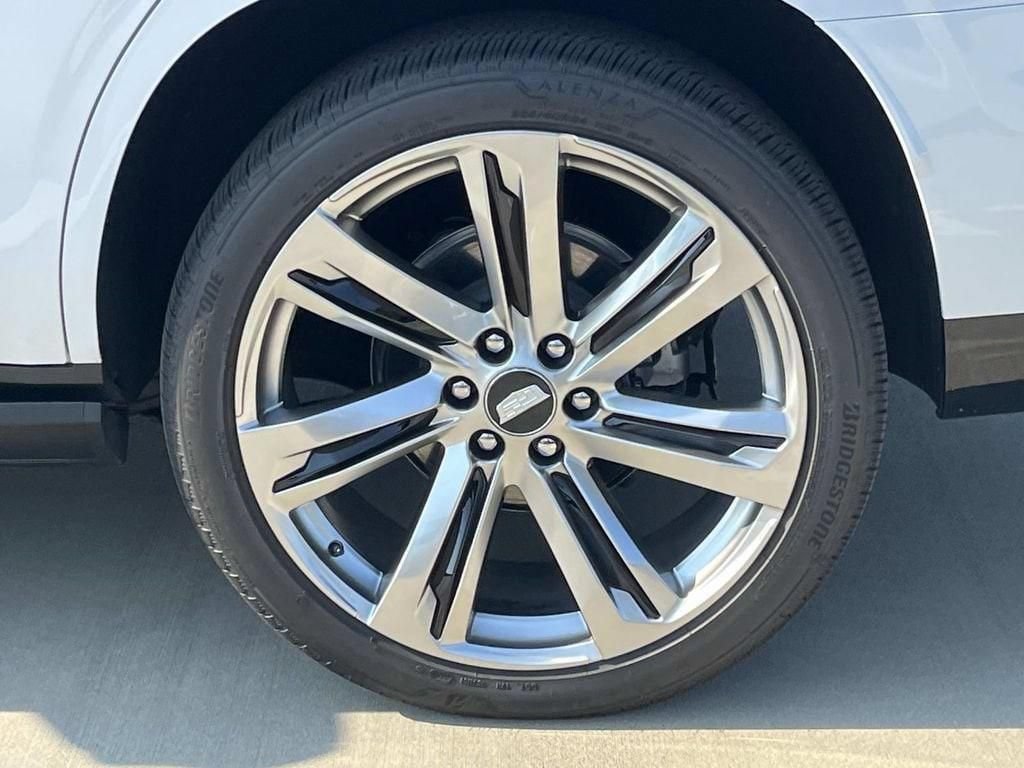 Certified 2026 Cadillac Escalade Platinum Sport AWD/4WD image 11