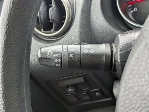 Used 2012 Nissan Rogue SV w/ Premium Pkg image 15