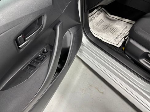 Used 2026 Toyota Corolla LE FWD image 9