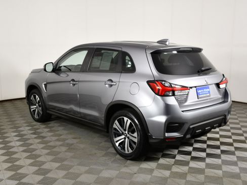 Used 2022 Mitsubishi Outlander Sport ES AWD/4WD image 8