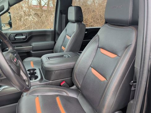 Used 2022 GMC Sierra 2500 AT4 w/ AT4 Preferred Package image 13