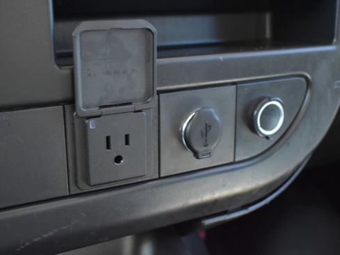 Used 2022 Chevrolet Express 3500 Extended w/ Driver Convenience Package RWD image 30