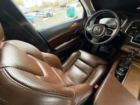 Used 2018 Volvo XC90 T6 Inscription w/ Convenience Package image 48
