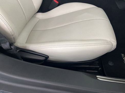 Used 2021 MAZDA MX-5 Miata RF Grand Touring RWD image 45