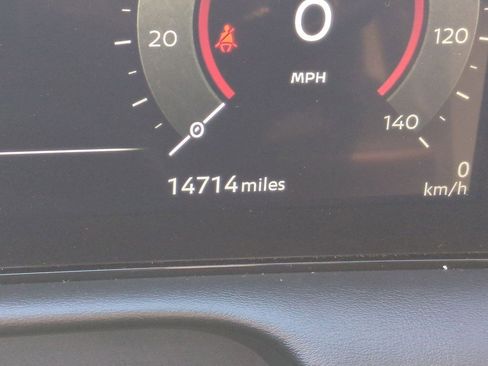 Certified 2023 Nissan Ariya FWD image 15