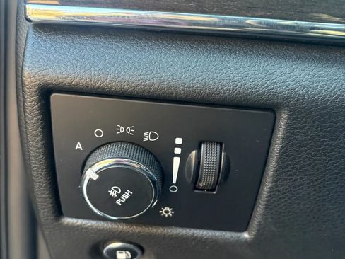 Used 2015 Jeep Grand Cherokee Overland image 46