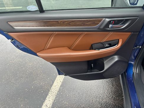 Used 2017 Subaru Outback 2.5i Touring image 29