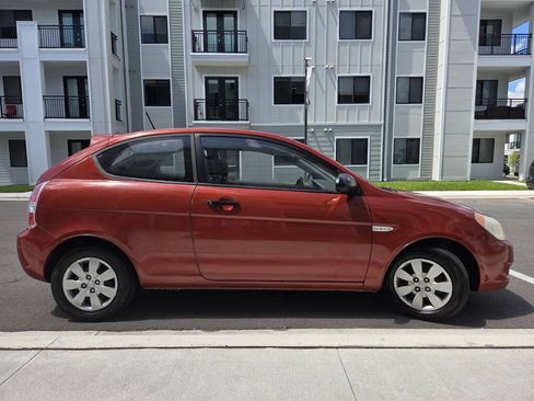 Used 2009 Hyundai Accent GS w/ Popular Equipment Pkg 2 FWD image 5