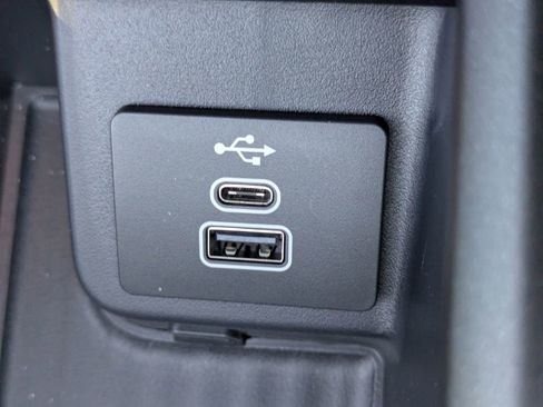 New 2025 Ford Expedition Platinum w/ Stealth Performance Package image 28