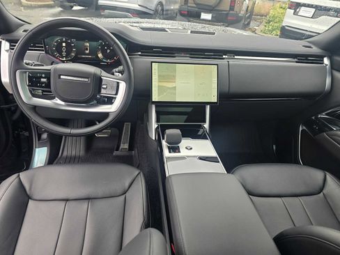 Used 2026 Land Rover Range Rover Long Wheelbase SE AWD/4WD image 22
