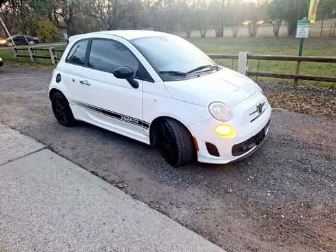 Used 2015 FIAT 500 Abarth w/ Beats Audio Package image 2