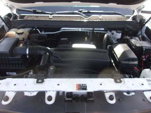 Used 2022 Chevrolet Colorado LT w/ Fleet Safety Package AWD/4WD image 18