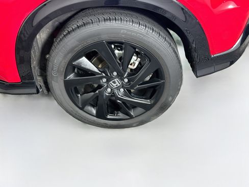Used 2022 Honda HR-V Sport image 11
