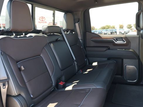 Used 2024 GMC Sierra 1500 Denali RWD image 34