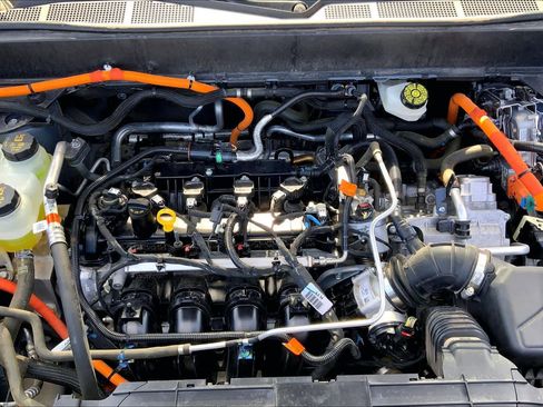 Certified 2024 Ford Maverick Lariat FWD image 32