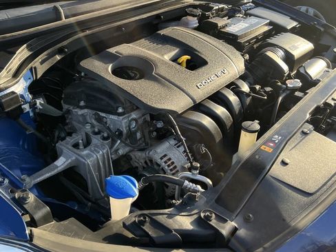 Used 2018 Hyundai Elantra SEL w/ Cargo Package image 35