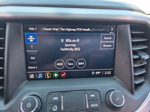 Used 2020 GMC Acadia SLE w/ Driver Convenience Package FWD image 29
