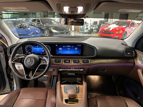 Used 2024 Mercedes-Benz GLE 350 4MATIC image 16