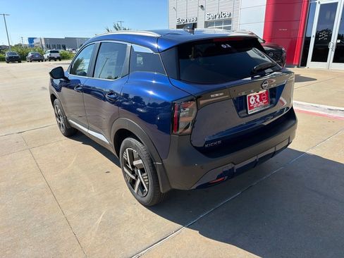New 2026 Nissan Kicks SV w/ SV Premium Package FWD image 3