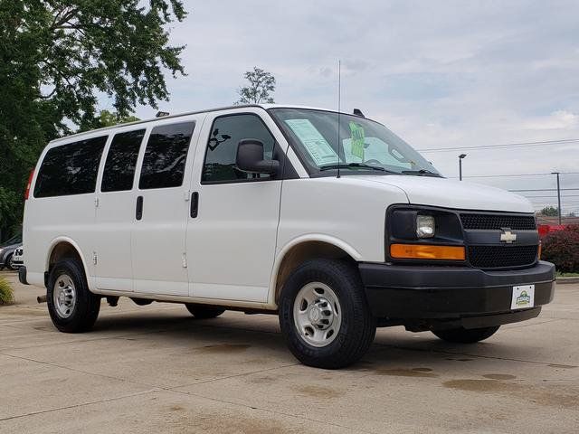 Used 2016 Chevrolet Express 2500 LS RWD image 8