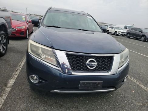 Used 2015 Nissan Pathfinder SL w/ SL Premium Package image 2
