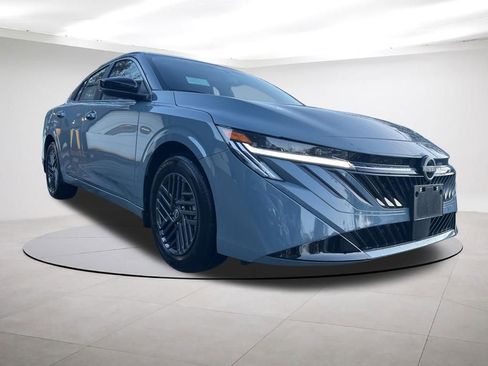 New 2026 Nissan Sentra SV w/ SV Convenience Package FWD image 7