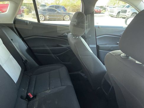Certified 2024 Chevrolet Trax LS FWD image 8