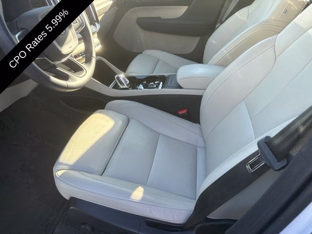Certified 2024 Volvo XC40 B5 Plus w/ Climate Package AWD/4WD image 18