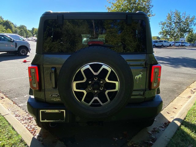 Used 2022 Ford Bronco Outer Banks AWD/4WD image 32