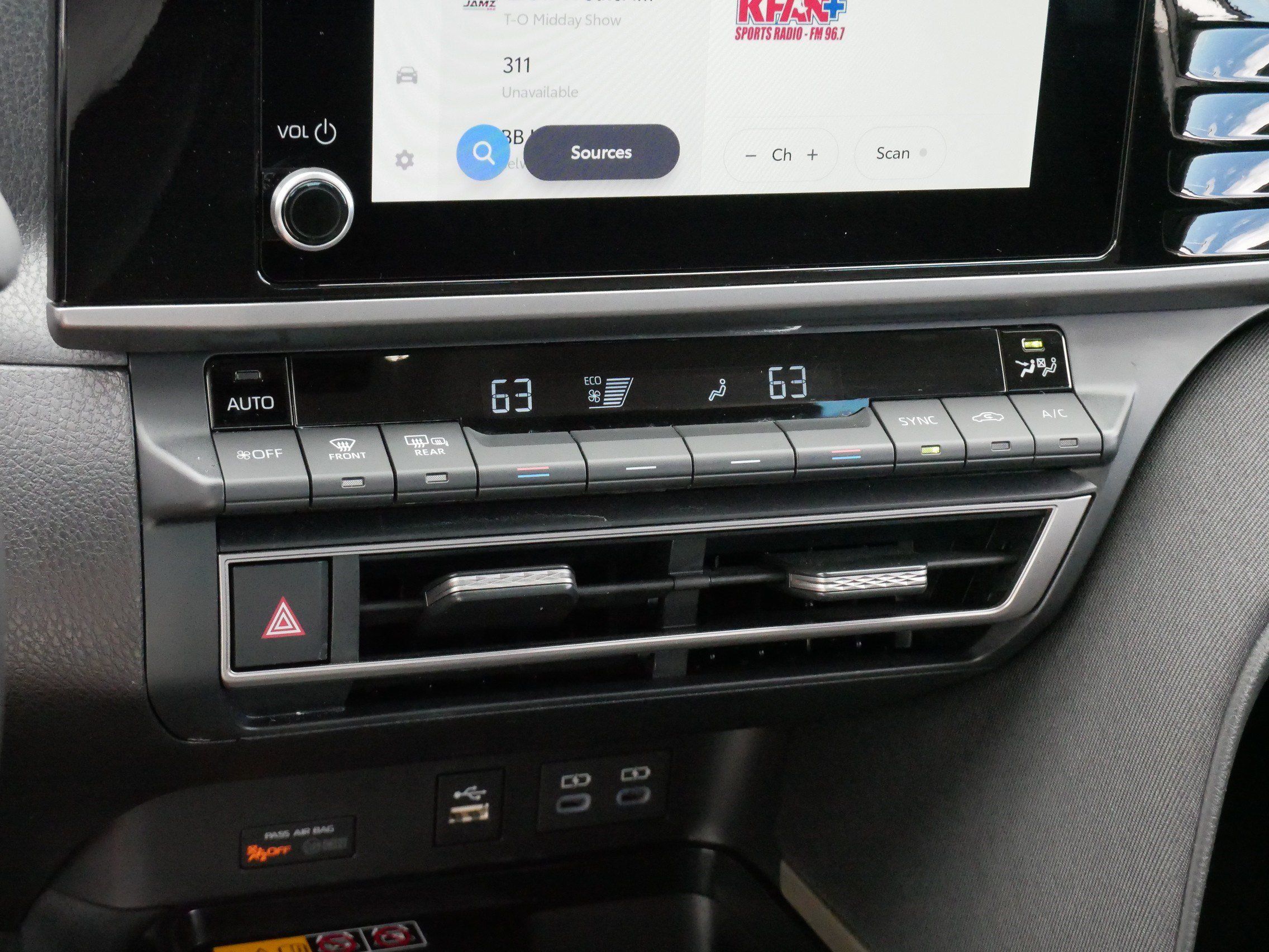 Certified 2026 Toyota Camry LE FWD image 23