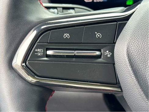 Used 2025 Chevrolet Blazer EV RS AWD/4WD image 15