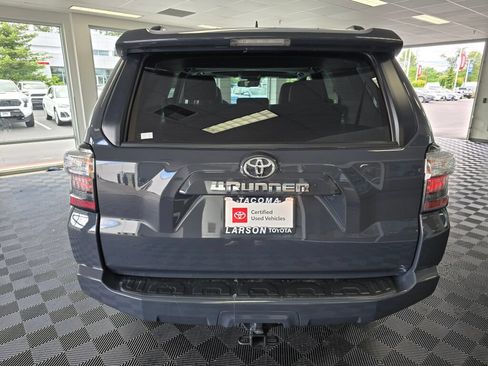 Certified 2024 Toyota 4Runner SR5 Premium w/ Moonroof Package AWD/4WD image 4