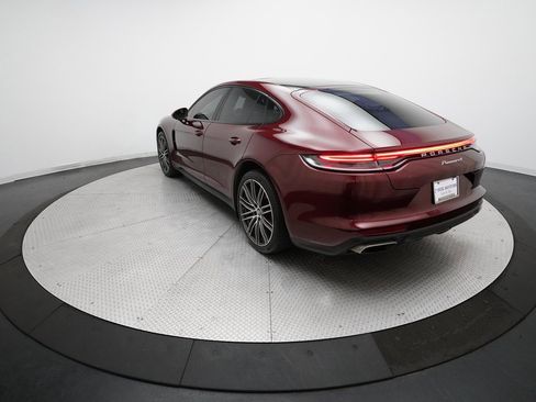 Used 2022 Porsche Panamera 4 image 12