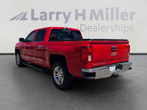 Used 2018 Chevrolet Silverado 1500 LTZ w/ LTZ Plus Package AWD/4WD image 4