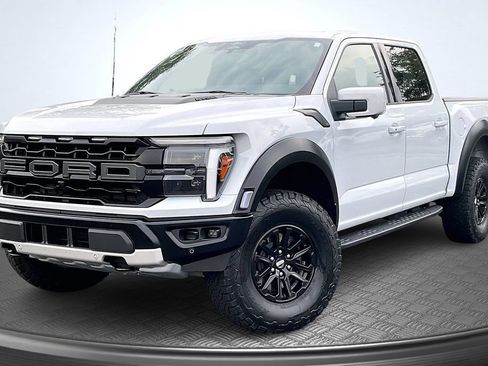 Used 2025 Ford F150 Raptor AWD/4WD image 3